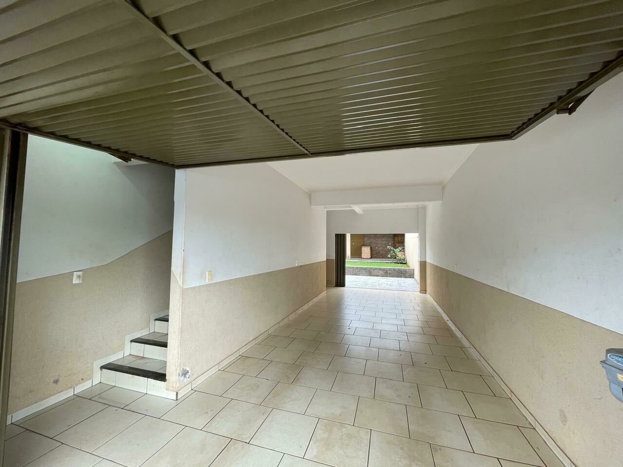 Imagem do VENDA - CASA NO CENTRO , AVENIDA PRINCIPAL ( ILDEFONSO CARNEIRO )